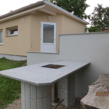 Ferienhaus An Der Sternwarte 鲁多尔施塔特 外观 照片
